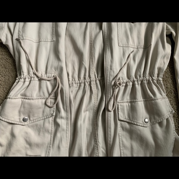 Utility Jacket - Picture 3 of 4